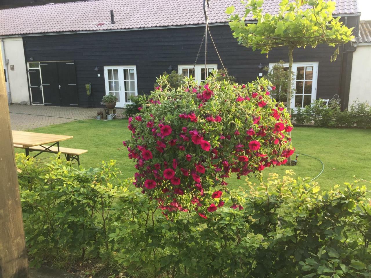 Bed & Breakfast Opperdoes Экстерьер фото
